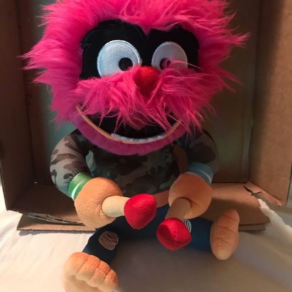 MUPPET BABY ANIMATED DRUMMER DOLL - Picture 1 of 5